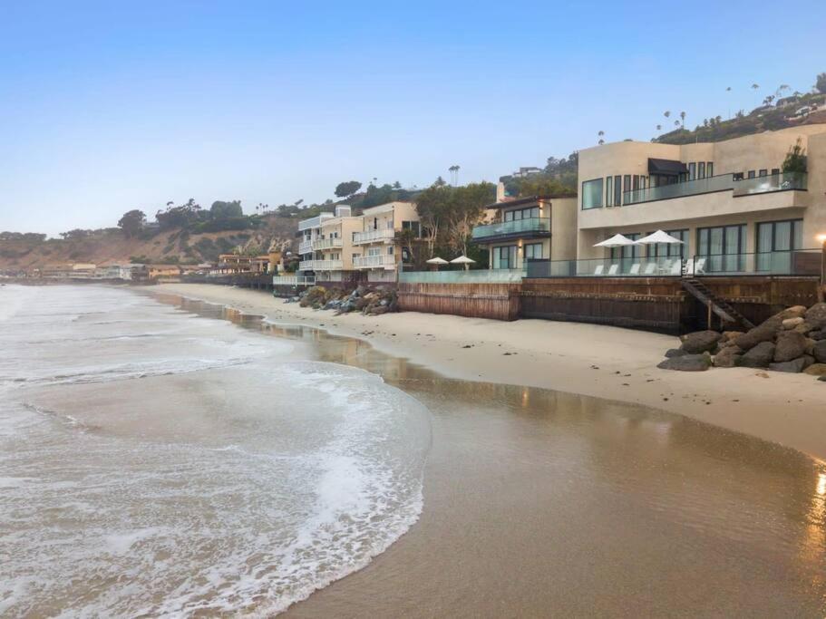 Malibu Sand Carbon Beach Suites Luaran gambar