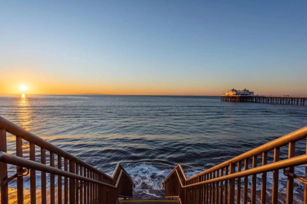 Malibu Sand Carbon Beach Suites Luaran gambar