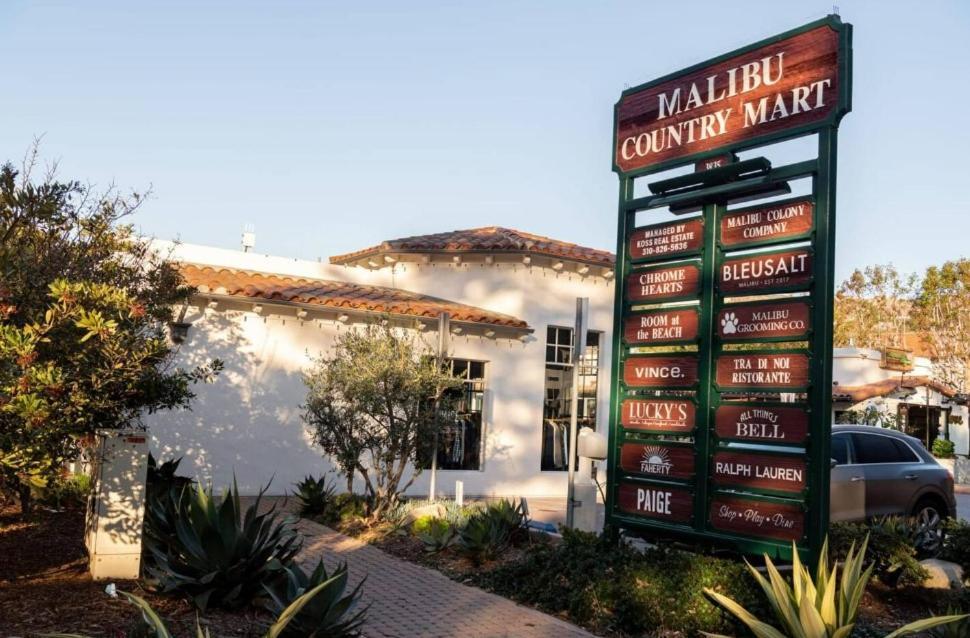 Malibu Sand Carbon Beach Suites Luaran gambar