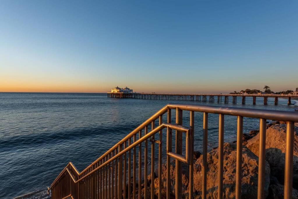 Malibu Sand Carbon Beach Suites Luaran gambar